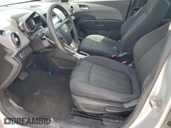 2015 Chevrolet Sonic LT z VIN 1G1JC5SHXF4108194, wystawiony jako Copart lot #54174955 z przebiegiem 146 443 mil mil oraz Szkoda całkowita • Salvage title. Historia ofert i sprzedaży dostępna na DreamBid. Obrazek 7.