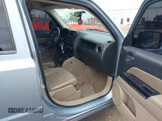 2013 Jeep Patriot Limited with VIN 1C4NJRCB7DD228595, listed as a IAAI auction lot 42537471 with 122,987 mi miles and . Bid and sale history available at DreamBid. Image 5.