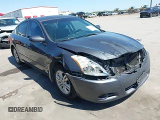 2012 Nissan Altima 2.5 with VIN 1N4AL2AP0CN566515, listed as a IAAI auction lot 41977356 with 294,729 mi miles and . Bid and sale history available at carsss.com. Image 1.