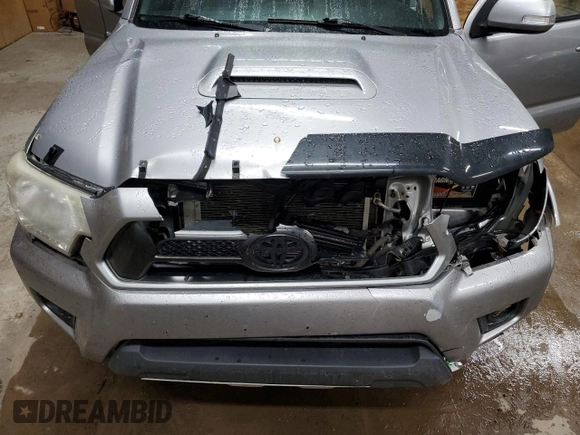 2014 Toyota Tacoma with VIN 5TFMU4FN8EX019541, listed as a Copart auction lot 55295645 with 206,725 mi miles and Clean title. Bid and sale history available at DreamBid. Image 11.