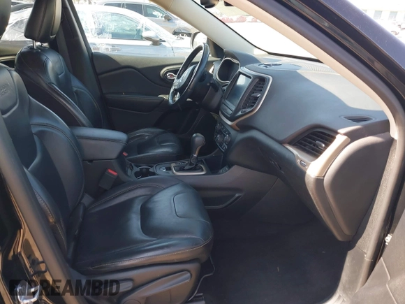 2017 Jeep Cherokee Limited with VIN 1C4PJLDB3HW523076, listed as a IAAI auction lot 41612129 with 94,970 mi miles. Bid and sale history available at carsss.com. Image 5.
