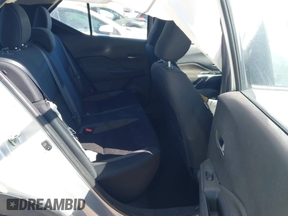 2020 Nissan Kicks SV with VIN 3N1CP5CV4LL496721, listed as a IAAI auction lot 41700838 with 95,874 mi miles. Bid and sale history available at carsss.com. Image 8.