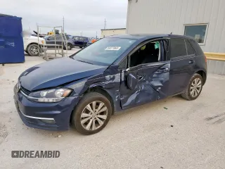 2018 Volkswagen Golf S z VIN 3VWG17AU1JM263597, wystawiony jako Copart lot #54077065 z przebiegiem 63 550 mil mil oraz Szkoda całkowita • Salvage title. Historia ofert i sprzedaży dostępna na DreamBid. Obrazek 1.