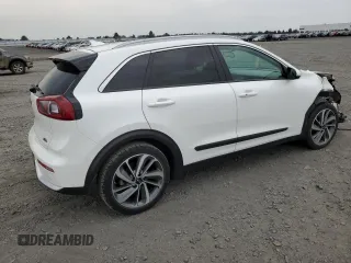 2017 Kia Niro Touring with VIN KNDCE3LC1H5094748, listed as a Copart auction lot 62934704 with 92,972 mi miles and Salvage Title. Bid and sale history available at carsss.com. Image 3.
