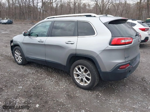 2015 Jeep Cherokee Latitude with VIN 1C4PJLCB0FW506203, listed as a IAAI auction lot 41877342 with NaN miles. Bid and sale history available at carsss.com. Image 3.