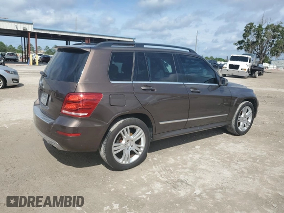 2015 Mercedes-Benz GLK 350 with VIN WDCGG5HBXFG409615, listed as a Copart auction lot 70898804 with 137,692 mi miles and Salvage Title. Bid and sale history available at DreamBid. Image 3.
