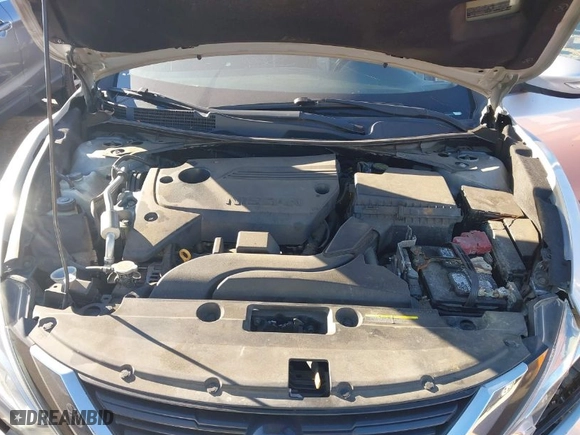 2018 Nissan Altima 2.5 S with VIN 1N4AL3AP0JC254421, listed as a IAAI auction lot 41634500 with 186,554 mi miles. Bid and sale history available at carsss.com. Image 10.
