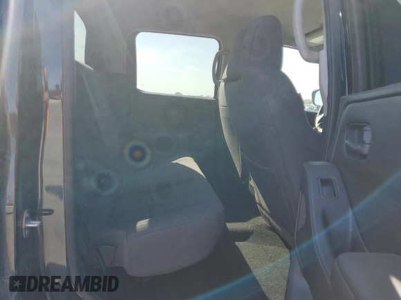 2025 Nissan Frontier S z VIN 1N6ED1EK5SN607296, wystawiony jako Copart lot #52597265 z przebiegiem 6 097 mil mil oraz Szkoda całkowita • Salvage title. Historia ofert i sprzedaży dostępna na DreamBid. Obrazek 11.
