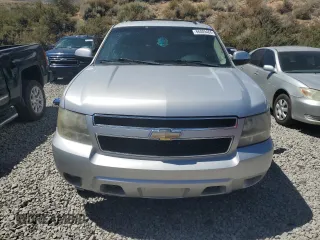 2011 Chevrolet Suburban z VIN 1GNSKHE3XBR206663, wystawiony jako Copart lot #66809484 z przebiegiem 89 455 mil mil oraz Szkoda całkowita • Salvage title. Historia ofert i sprzedaży dostępna na DreamBid. Obrazek 5.