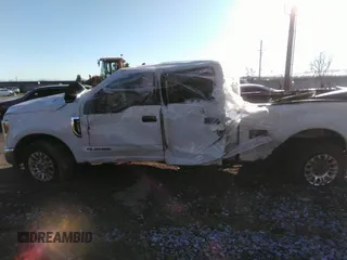 2018 Ford Super Duty F-250 SRW XL with VIN 1FT7W2BT9JEB27768, listed as a IAAI auction lot 41528069 with 110,274 mi miles. Bid and sale history available at carsss.com. Image 14.