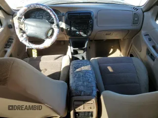 2001 Ford Explorer XLT with VIN 1FMZU83P61ZA38750, listed as a Copart auction lot 48524285 with 245,305 mi miles and Clean title. Bid and sale history available at DreamBid. Image 8.
