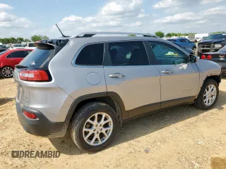 2018 Jeep Cherokee Latitude with VIN 1C4PJLCB3JD538843, listed as a Copart auction lot 58538935 with 88,630 mi miles and Salvage title. Bid and sale history available at DreamBid. Image 3.