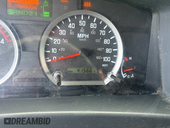 2011 Isuzu NRR IBT with VIN JALE5W169B7900028, listed as a Copart auction lot 60338775 with 415,661 mi miles and Clean title. Bid and sale history available at DreamBid. Image 8.