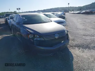 2012 Volkswagen Passat SE с VIN 1VWBH7A3XCC078160, выставлен на аукционе IAAI как лот 42229424 с пробегом 179 988 миль миль и . История ставок и продаж доступна на DreamBid. Изображение 12.