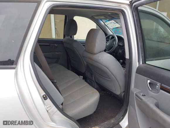 2011 Hyundai Santa Fe GLS with VIN 5XYZGDAB3BG019052, listed as a IAAI auction lot 41738246 with 262,011 mi miles. Bid and sale history available at carsss.com. Image 8.