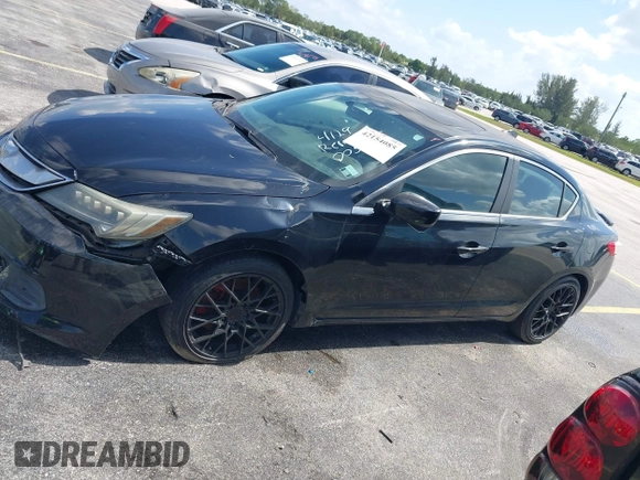 2016 Acura ILX z VIN 19UDE2F38GA005372, wystawiony jako IAAI lot #42154085 z przebiegiem Nie podano mil oraz . Historia ofert i sprzedaży dostępna na DreamBid. Obrazek 13.