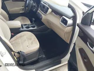 2017 Kia Sorento LX with VIN 5XYPG4A56HG298393, listed as a IAAI auction lot 42375725 with 131,400 mi miles and . Bid and sale history available at DreamBid. Image 5.