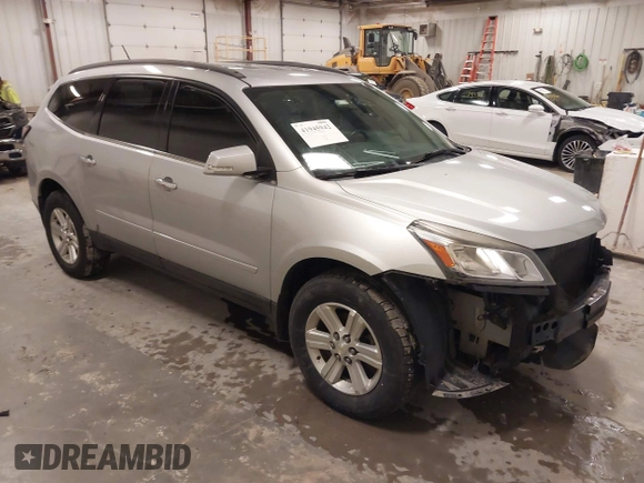 2014 Chevrolet Traverse LT with VIN 1GNKRGKD9EJ149541, listed as a IAAI auction lot 41945942 with 186,531 mi miles. Bid and sale history available at carsss.com. Image 1.