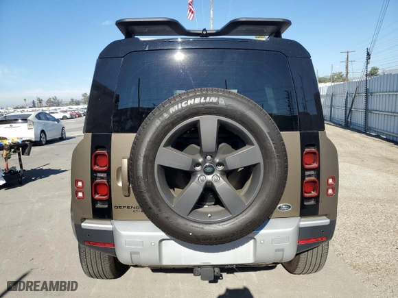 2020 Land Rover Defender SE with VIN SALEP7EU6L2002486, listed as a Copart auction lot 79749544 with 74,968 mi miles and Salvage Title. Bid and sale history available at carsss.com. Image 6.