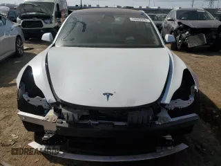 2021 Tesla Model 3 Standard Range Plus z VIN 5YJ3E1EA6MF059194, wystawiony jako Copart lot #53483595 z przebiegiem 22 072 mil mil oraz Szkody całkowita. Historia ofert i sprzedaży dostępna na DreamBid. Obrazek 5.