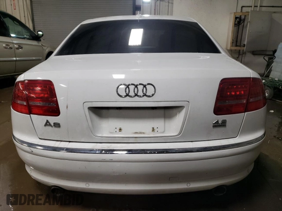 2008 Audi A8 z VIN WAULV94E18N001999, wystawiony jako Copart lot #43851955 z przebiegiem 114 763 mil mil oraz Szkoda całkowita • Salvage title. Historia ofert i sprzedaży dostępna na DreamBid. Obrazek 6.
