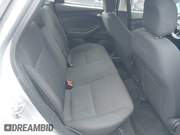 2016 Ford Focus SE with VIN 1FADP3F28GL386303, listed as a IAAI auction lot 41905397 with 158,112 mi miles. Bid and sale history available at carsss.com. Image 8.
