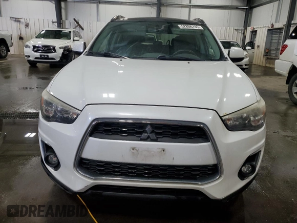 2014 Mitsubishi Outlander SE z VIN 4A4AR4AU6EE026656, wystawiony jako Copart lot #52806745 z przebiegiem 177 933 mil mil oraz Szkoda całkowita • Salvage title. Historia ofert i sprzedaży dostępna na DreamBid. Obrazek 5.