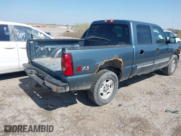 2006 Chevrolet Silverado 1500 LT1 with VIN 2GCEK13T961173184, listed as a IAAI auction lot 41864254 with 700,443 mi miles. Bid and sale history available at carsss.com. Image 4.