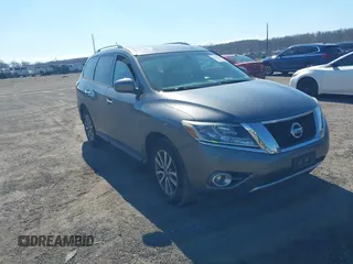 2016 Nissan Pathfinder Platinum with VIN 5N1AR2MMXGC642636, listed as a IAAI auction lot 41708048 with 245,320 mi miles. Bid and sale history available at carsss.com. Image 1.