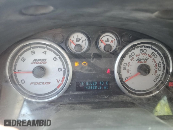 2009 Ford Focus SE z VIN 1FAHP35N99W210276, wystawiony jako Copart lot #59235675 z przebiegiem 143 828 mil mil oraz Czysty tytuł • Clean title. Historia ofert i sprzedaży dostępna na DreamBid. Obrazek 9.