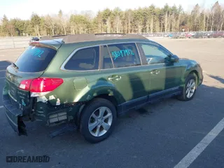 2013 Subaru Outback 2.5i Premium with VIN 4S4BRBCC9D3298046, listed as a IAAI auction lot 40344535 with 96,592 mi miles. Bid and sale history available at carsss.com. Image 4.
