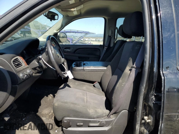 2011 Chevrolet Avalanche LS with VIN 3GNTKEE32BG383324, listed as a Copart auction lot 75038554 with 139,266 mi miles and Salvage title. Bid and sale history available at DreamBid. Image 7.