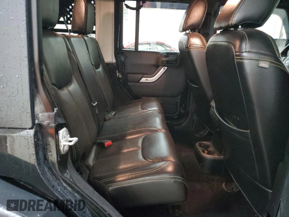 2018 Jeep Wrangler Unlimited Sahara z VIN 1C4HJWEG6JL900538, wystawiony jako Copart lot #54495635 z przebiegiem 134 532 mil mil oraz Czysty tytuł • Clean title. Historia ofert i sprzedaży dostępna na DreamBid. Obrazek 11.