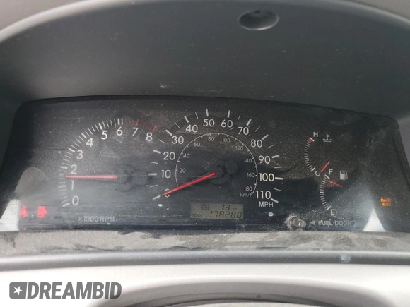 2006 Toyota Corolla CE с VIN 1NXBR32EX6Z704969, выставлен на аукционе Copart как лот 56725965 с пробегом 178 280 миль миль и Списание • Salvage title. История ставок и продаж доступна на DreamBid. Изображение 9.