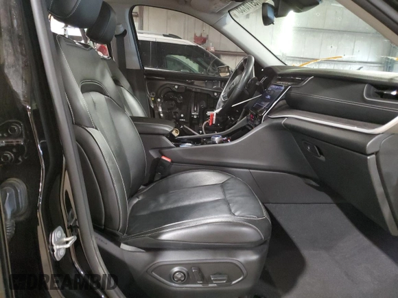 2022 Jeep Grand Cherokee Limited с VIN 1C4RJHBG8N8593788, выставлен на аукционе Copart как лот 59116135 с пробегом 25 321 миль миль и Списание • Salvage title. История ставок и продаж доступна на DreamBid. Изображение 7.
