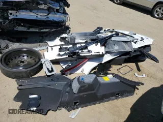 2022 Audi e-tron Premium Plus z VIN WA1LAAGE1NB046721, wystawiony jako Copart lot #60505985 z przebiegiem 23 143 mil mil oraz Szkoda całkowita • Salvage title. Historia ofert i sprzedaży dostępna na DreamBid. Obrazek 13.