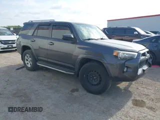 2014 Toyota 4Runner SR5 z VIN JTEZU5JR0E5071498, wystawiony jako IAAI lot #42050372 z przebiegiem 109 448 mil mil oraz . Historia ofert i sprzedaży dostępna na DreamBid. Obrazek 1.