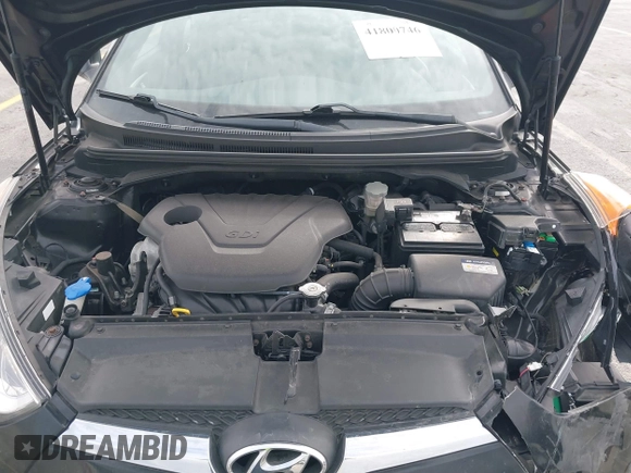 2017 Hyundai Veloster Value Edition with VIN KMHTC6AD9HU317347, listed as a IAAI auction lot 41800746 with 32,550 mi miles. Bid and sale history available at carsss.com. Image 10.
