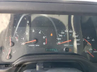 2002 Jeep Wrangler X with VIN 1J4FA39S82P735388, listed as a Copart auction lot 49511065 with 213,957 mi miles and Clean Title. Bid and sale history available at carsss.com. Image 9.