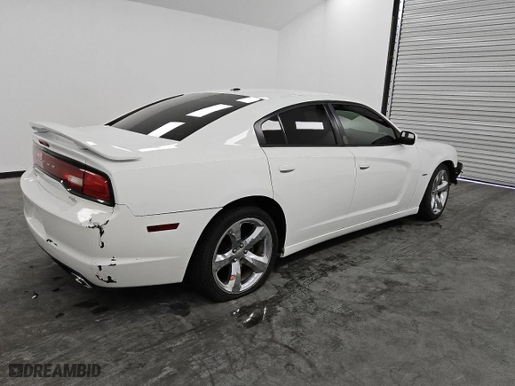 2013 Dodge Charger RT Plus with VIN 2C3CDXCT9DH716885, listed as a Copart auction lot 76330614 with 152,222 mi miles and Clean Title. Bid and sale history available at carsss.com. Image 3.