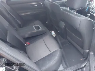 2018 Nissan Altima 2.5 SR with VIN 1N4AL3AP1JC131386, listed as a IAAI auction lot 41895828 with 58,912 mi miles. Bid and sale history available at carsss.com. Image 8.