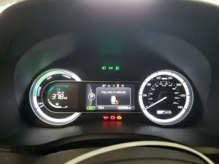 2017 Kia Niro EX with VIN KNDCC3LC6H5102039, listed as a Copart auction lot 55445845 with 132,958 mi miles and Clean Title. Bid and sale history available at carsss.com. Image 9.