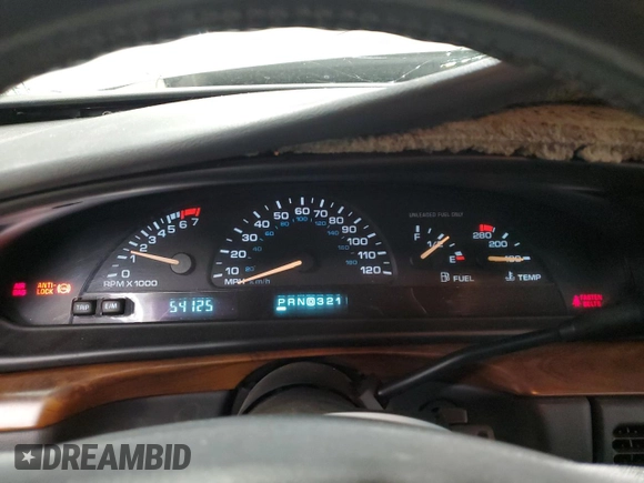 1998 Oldsmobile 88 LS z VIN 1G3HN52K9W4823866, wystawiony jako Copart lot #49150535 z przebiegiem 54 125 mil mil oraz Szkody całkowita. Historia ofert i sprzedaży dostępna na DreamBid. Obrazek 9.