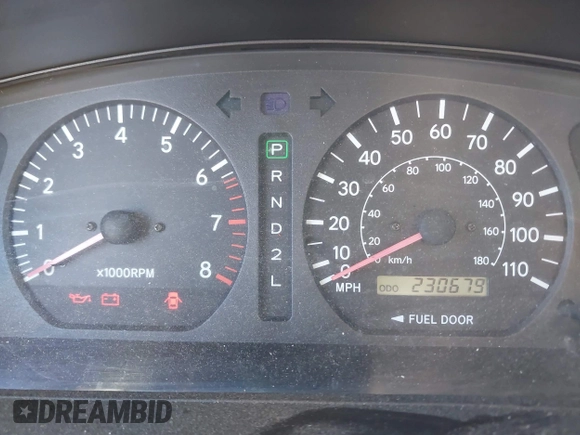1998 Toyota Sienna LE with VIN 4T3ZF13CXWU003140, listed as a IAAI auction lot 42218556 with 230,679 mi miles and . Bid and sale history available at DreamBid. Image 7.