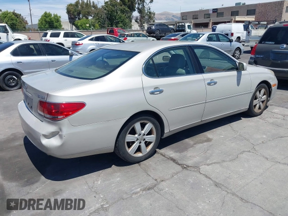 2005 Lexus ES 350 with VIN JTHBA30G555056111, listed as a IAAI auction lot 42662602 with 396,579 mi miles and . Bid and sale history available at DreamBid. Image 4.