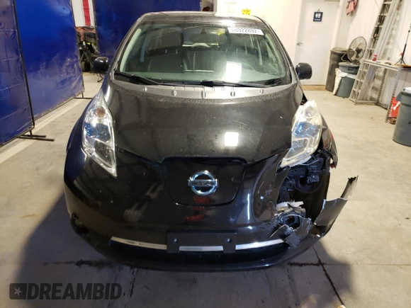 2015 Nissan LEAF SV with VIN 1N4AZ0CP6FC304840, listed as a Copart auction lot 68922892 with 64,953 mi miles. Bid and sale history available at carsss.com. Image 5.
