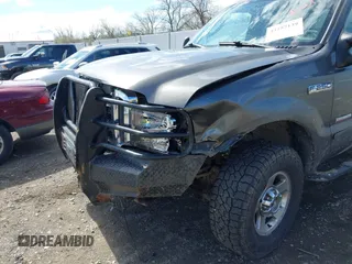 2005 Ford F-250 XL z VIN 1FTSW21P75EA97710, wystawiony jako IAAI lot #42157139 z przebiegiem 182 470 mil mil oraz . Historia ofert i sprzedaży dostępna na DreamBid. Obrazek 6.