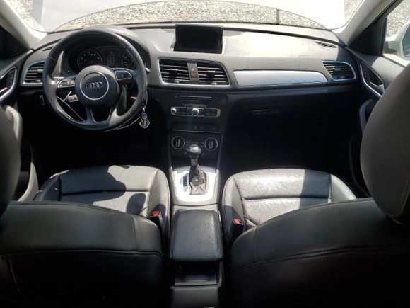 2017 Audi Q3 Premium with VIN WA1BCCFS7HR014683, listed as a Copart auction lot 54739465 with 64,917 mi miles and Salvage title. Bid and sale history available at DreamBid. Image 8.