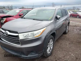 2014 Toyota Highlander LE z VIN 5TDZARFH8ES008504, wystawiony jako IAAI lot #41925955 z przebiegiem 198 292 mil mil oraz . Historia ofert i sprzedaży dostępna na DreamBid. Obrazek 17.