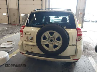 2010 Toyota RAV4 Ltd with VIN 2T3DF4DV6AW070189, listed as a IAAI auction lot 40824725 with 92,294 mi miles. Bid and sale history available at carsss.com. Image 17.